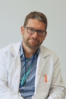 Dr hab. Andrzej Badzio